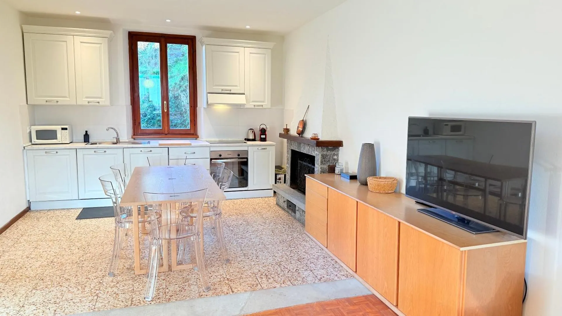 Fedis Home - Along The Scenic Como Greenway Lenno Apartment