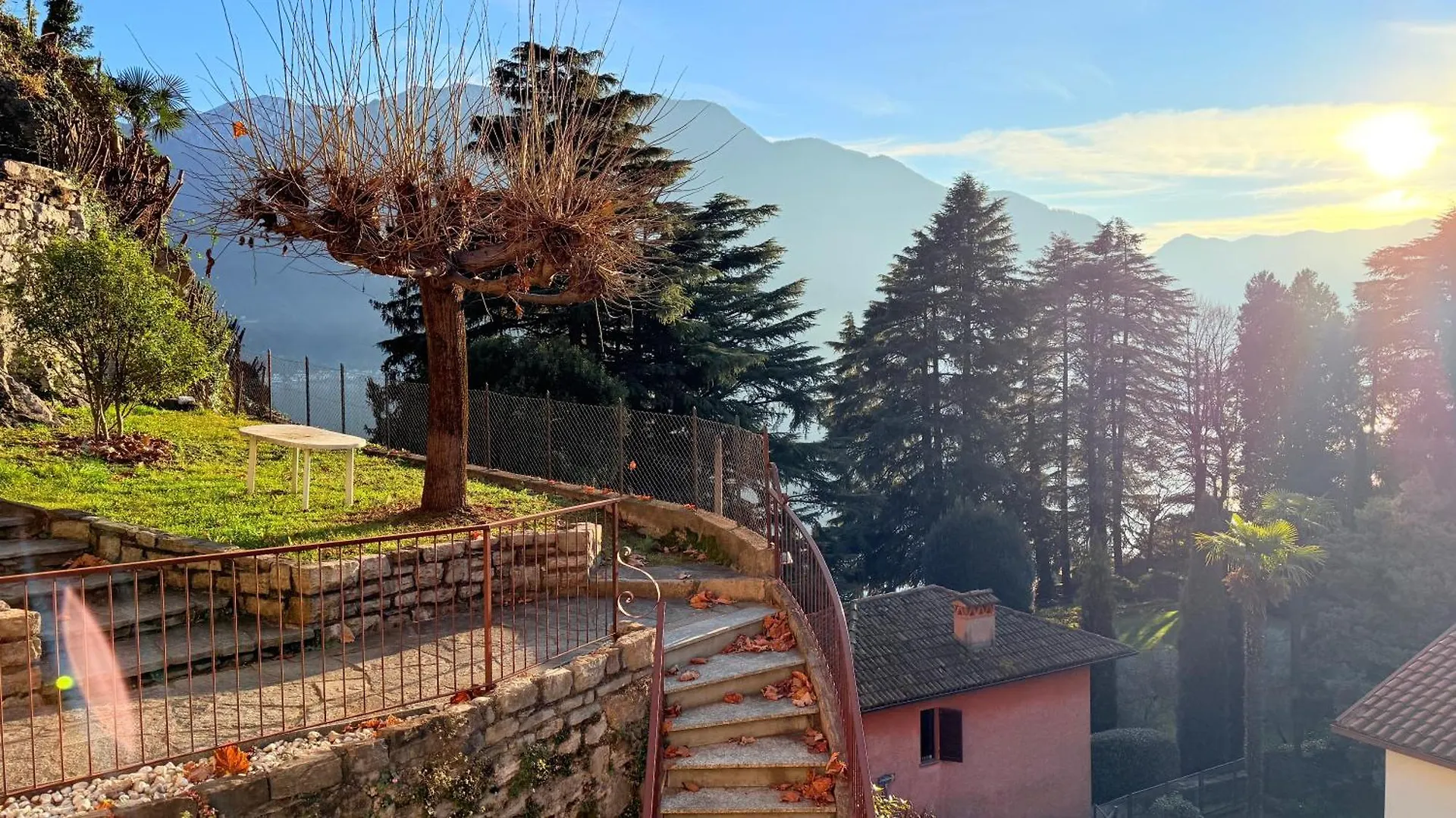 Apartment Fedis Home - Along The Scenic Como Greenway Lenno Italy